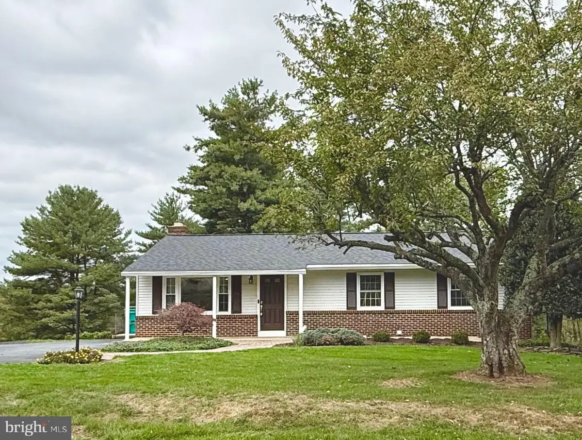 12301 Dancrest Dr, Clarksburg, MD 20871 - Image #1