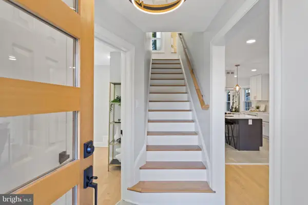 617 Greenbrier Dr, SILVER SPRING, MD 20910