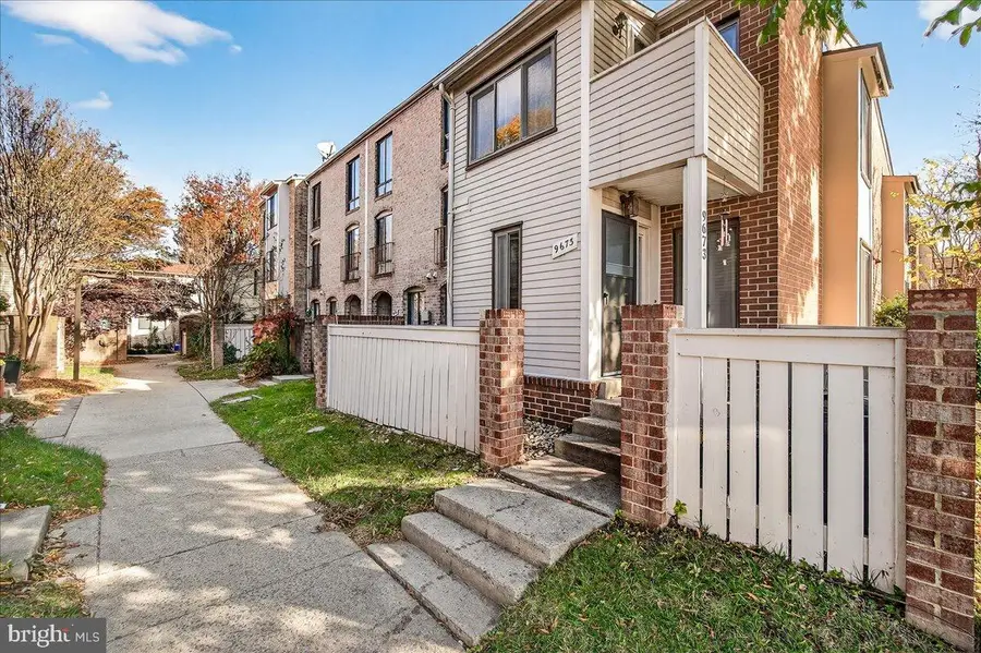 9673 Brassie Way, Gaithersburg, MD 20886 - Image #2