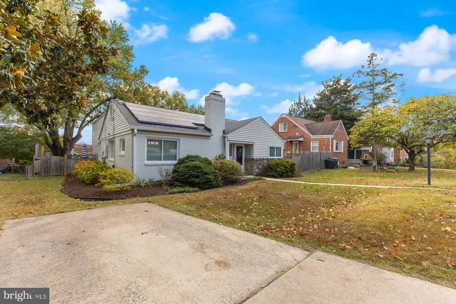 8113 Carroll Ave, Takoma Park, MD 20912 - Image #3