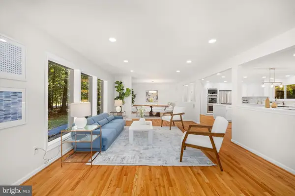 8500 Horseshoe Ln, POTOMAC, MD 20854