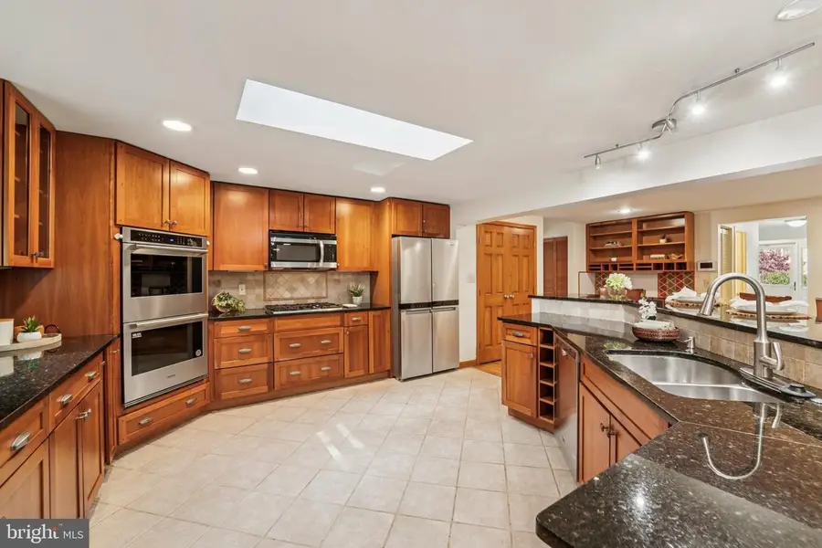 14820 Windmill Ter, Silver Spring, MD 20905 - Image #3