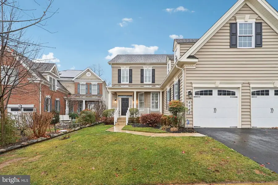 8242 Castanea Ln, Derwood, MD 20855 - Image #2