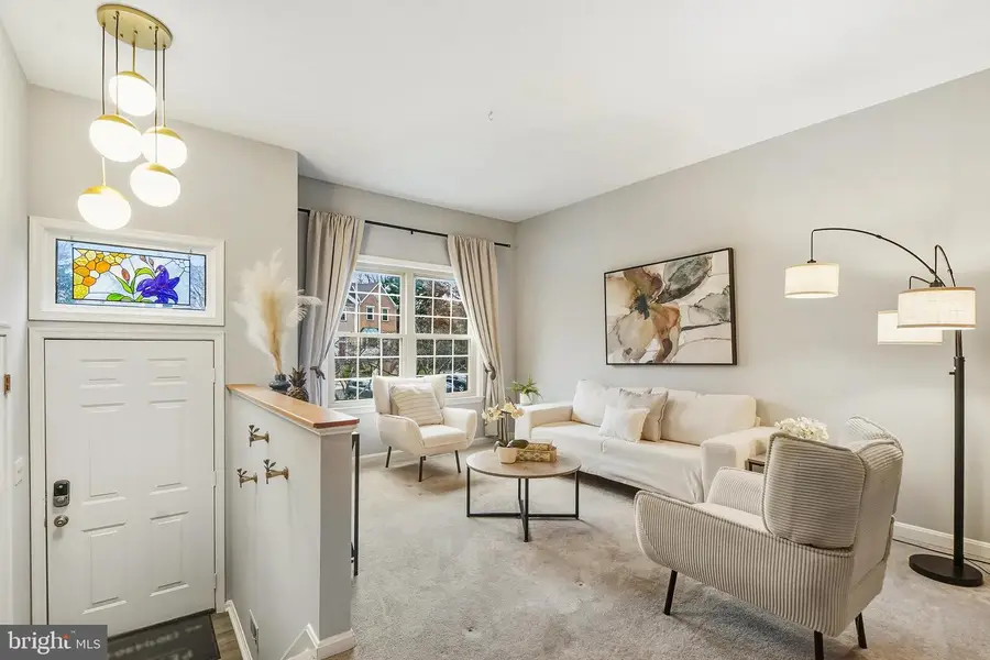 10 Martins Square Ln, Rockville, MD 20850 - Image #2