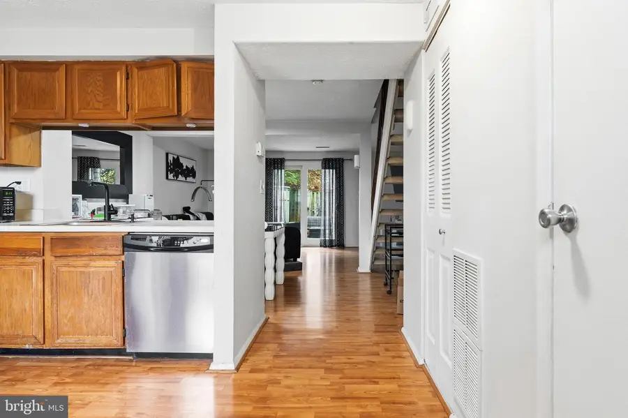 19218 Misty Meadow Ter, Germantown, MD 20874 - Image #3