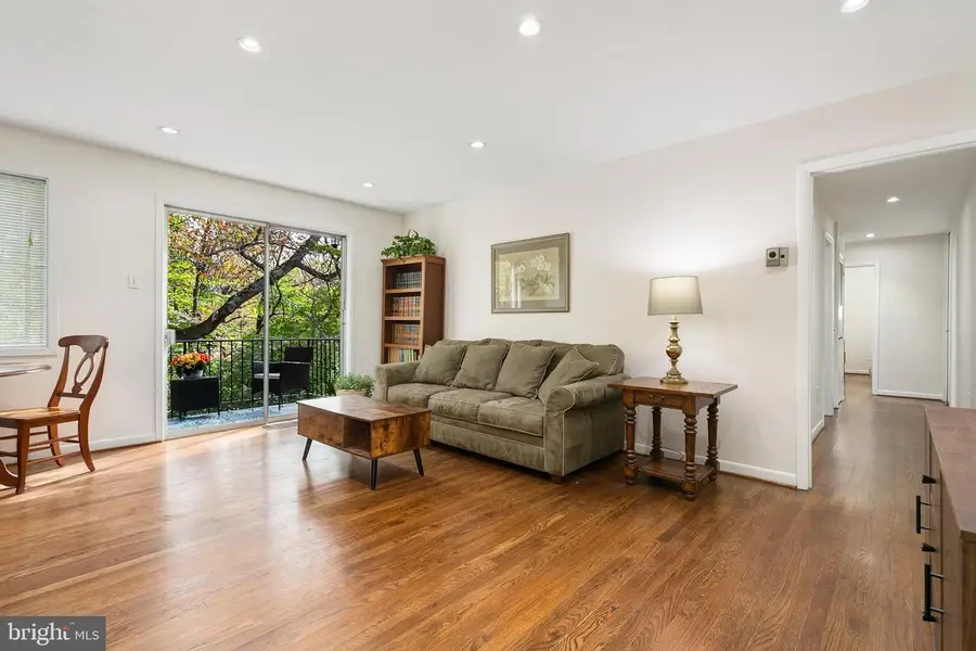 10523 Montrose Ave #203, Bethesda, MD 20814 - Image #3