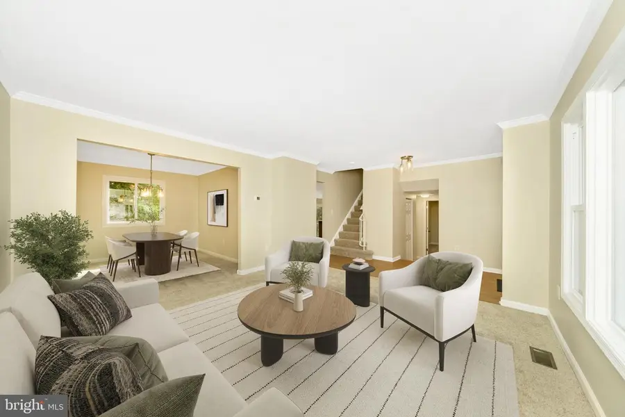 15428 Peach Leaf Dr, Gaithersburg, MD 20878 - Image #2