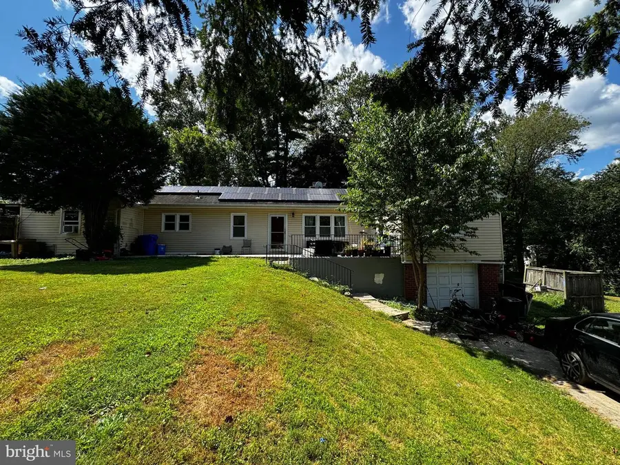 2 Piping Rock Dr, Silver Spring, MD 20905 - Image #2