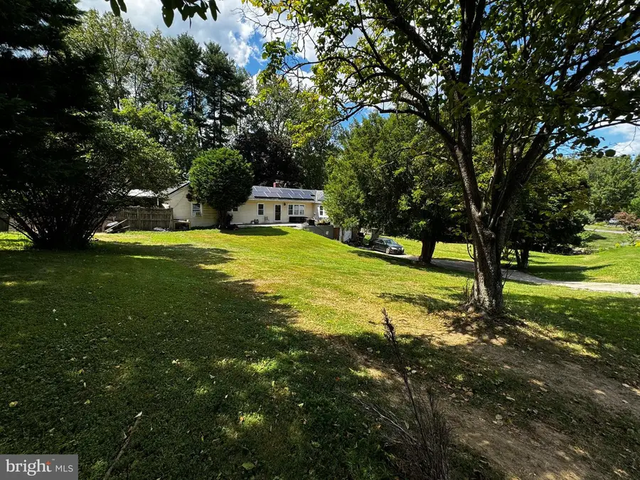 2 Piping Rock Dr, Silver Spring, MD 20905 - Image #3