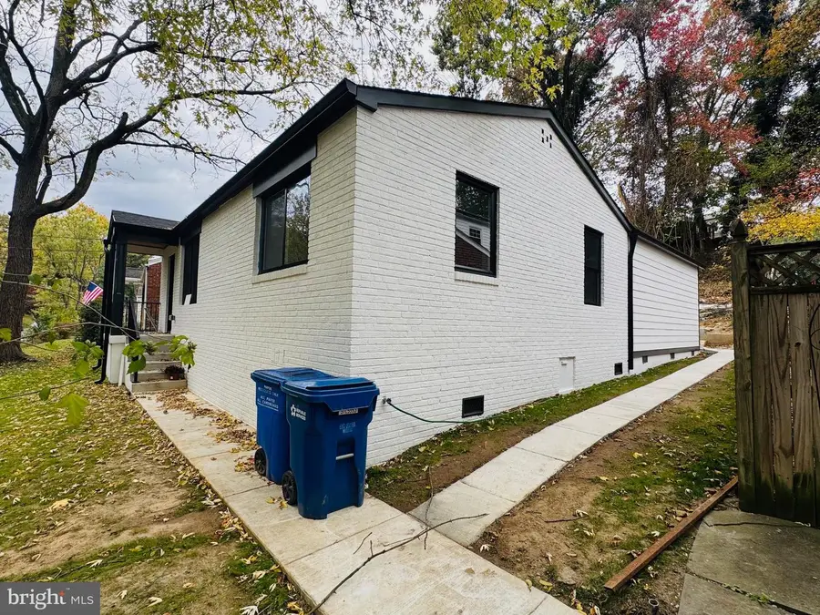 413 Williamsburg Dr, Silver Spring, MD 20901 - Image #2