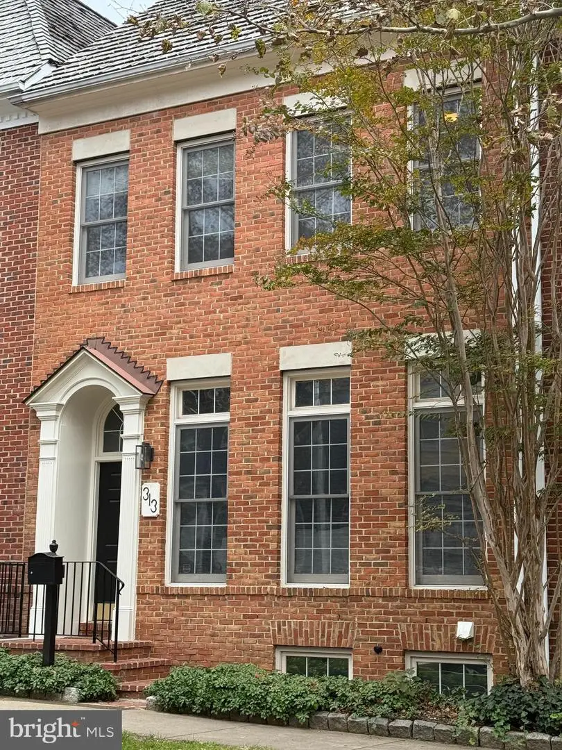 313 Hart Rd, Gaithersburg, MD 20878 - Image #2