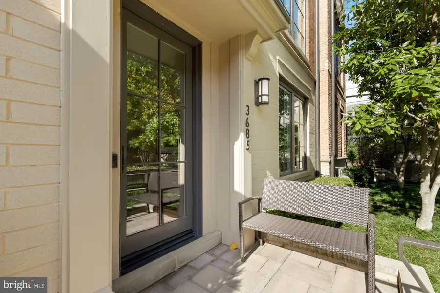 3685 Chevy Chase Lake Dr, Chevy Chase, MD 20815 - Image #2