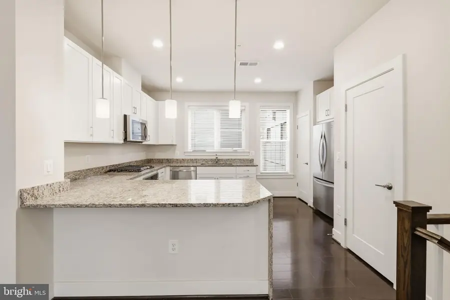 8033 Tribeca St, Rockville, MD 20855 - Image #3