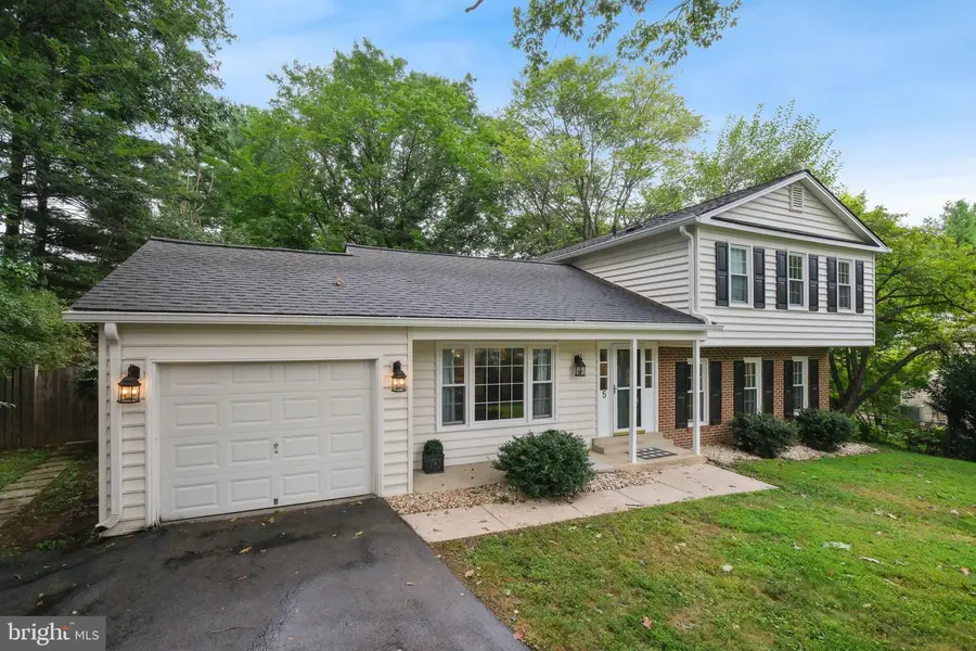 5 Winesap Ct, Gaithersburg, MD 20878 - Image #2
