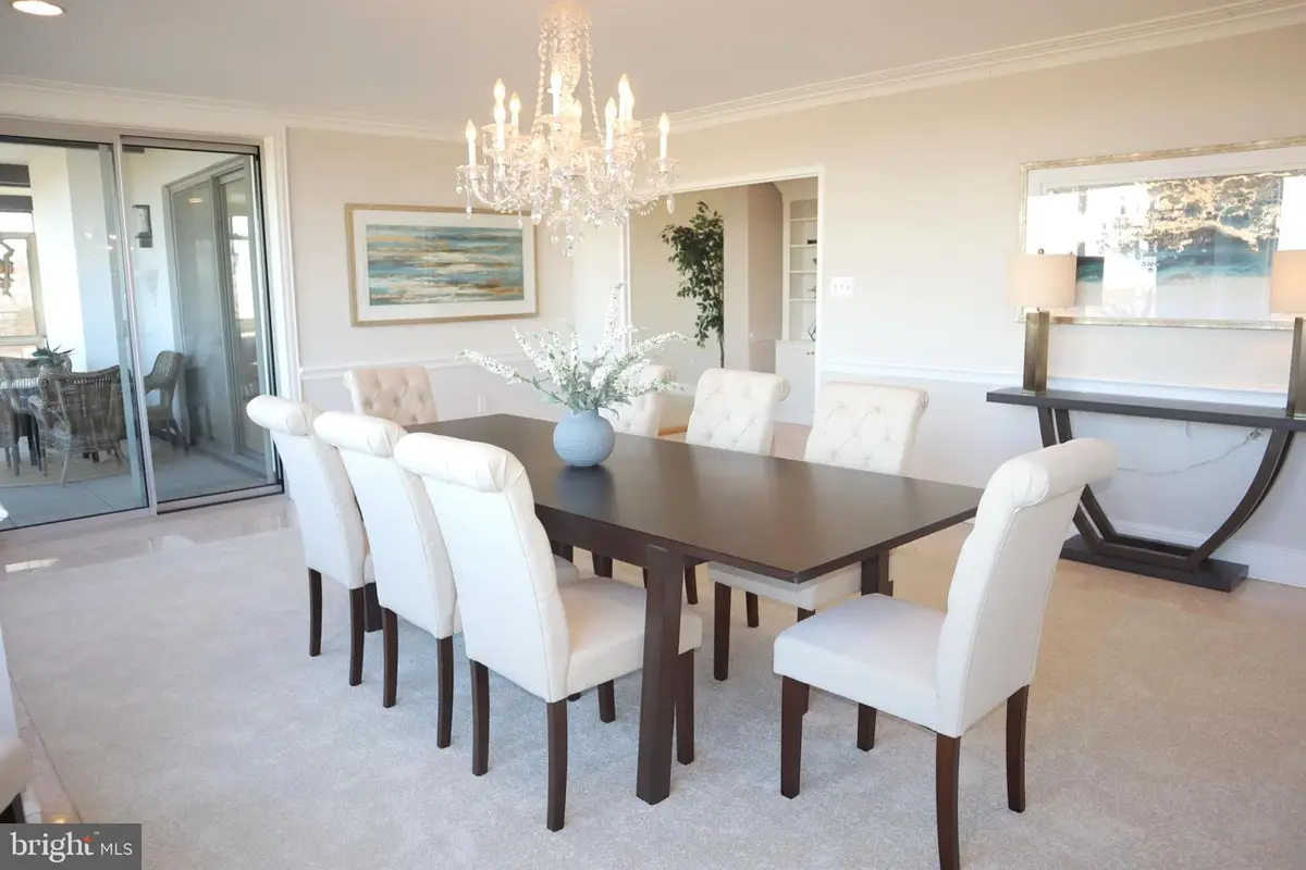 10401 Grosvenor Pl #1704, Rockville, MD 20852 - Image #1