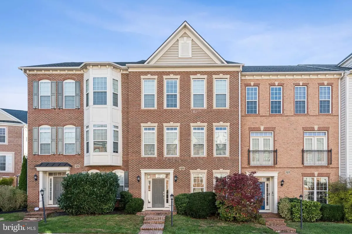 125 Autumn View Dr, Gaithersburg, MD 20878 - Image #1