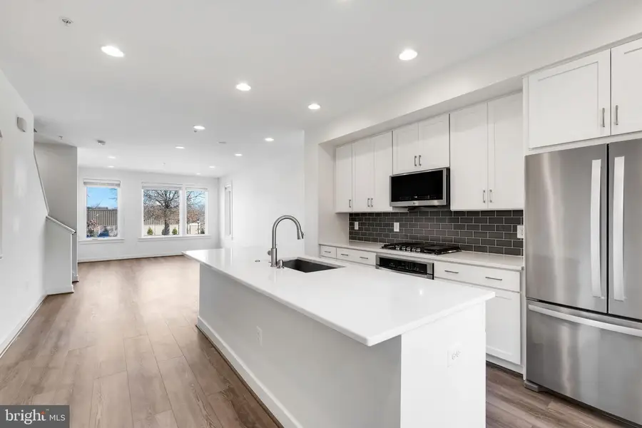 16560 Crabbs Branch Way, Rockville, MD 20855 - Image #3