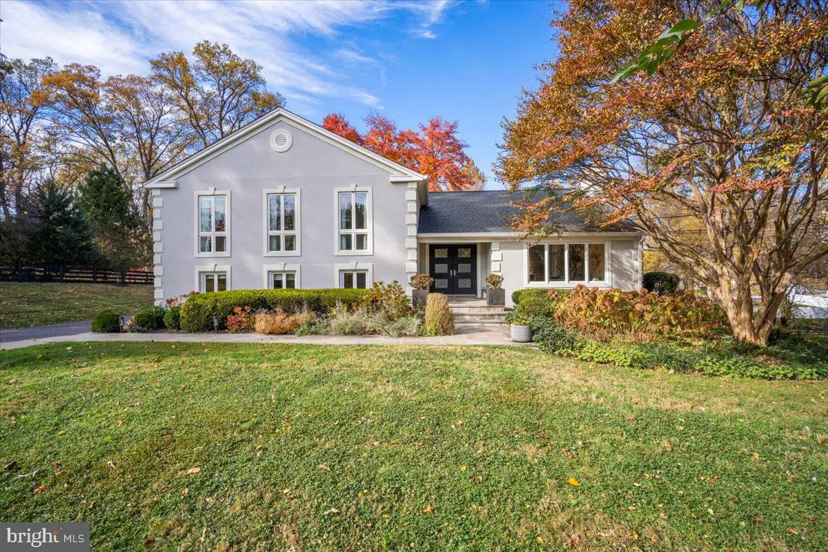 10801 Spring Knoll Dr, Potomac, MD 20854 - #1