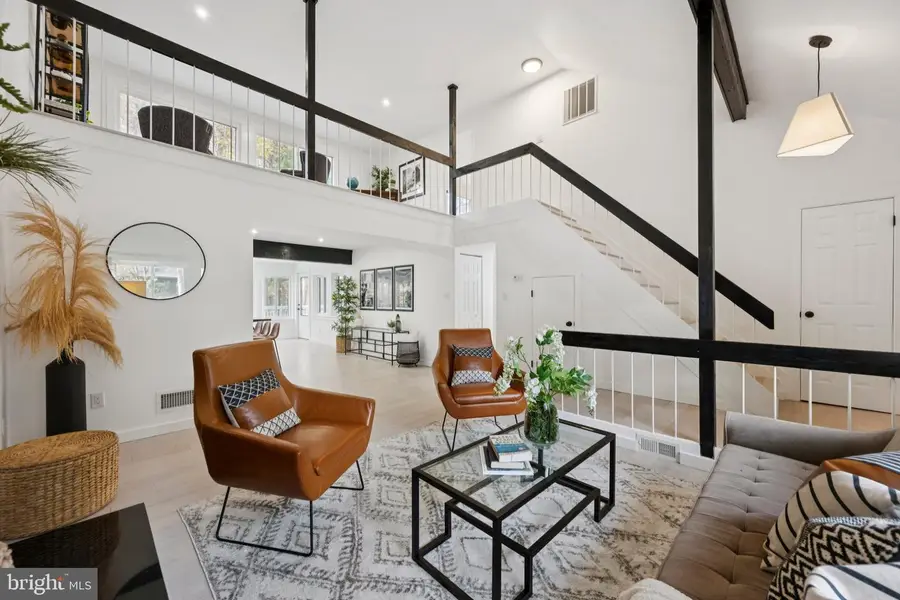 14912 Coles Chance Rd, North Potomac, MD 20878 - Image #2