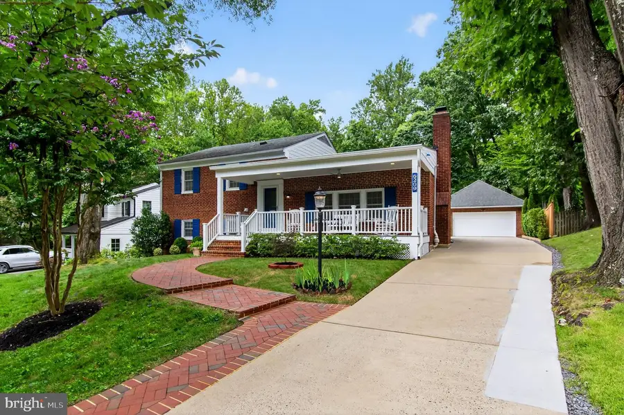 6209 Redwing Ct, Bethesda, MD 20817 - Image #2