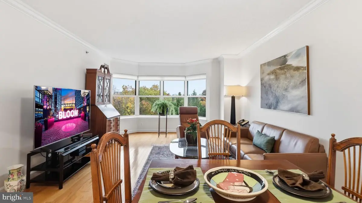 9707 Old Georgetown Rd #2411, Bethesda, MD 20814 - Image #1