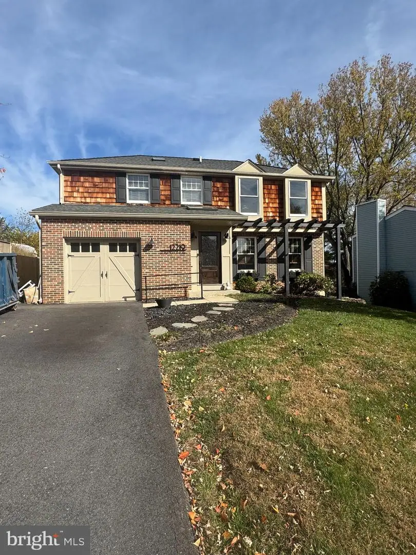 12219 Stoney Bottom Rd, Germantown, MD 20874 - Image #1