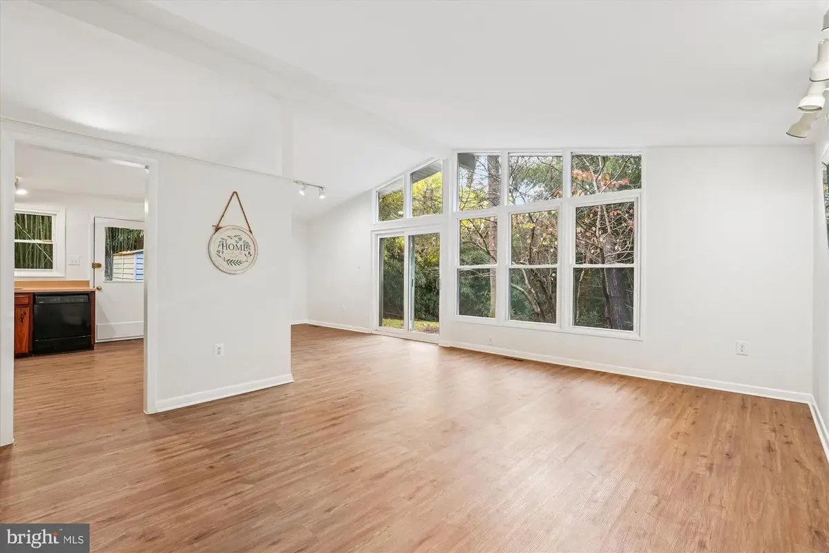 10701 Shelley Ct, Garrett Park, MD 20896 - Image #1