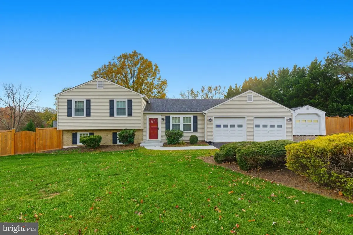 10400 Carlyn Ridge Rd, Damascus, MD 20872 - Image #1