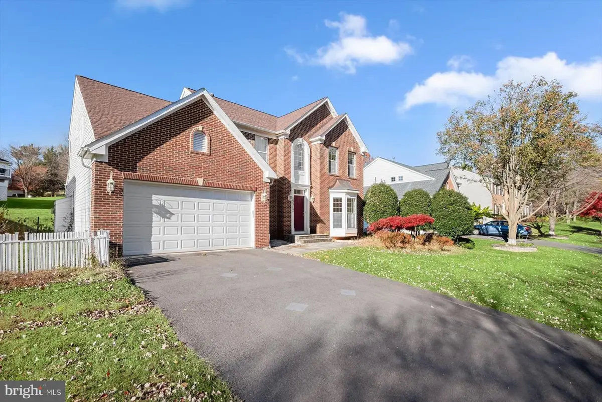 19312 Plummer Dr, Germantown, MD 20876 - Image #1