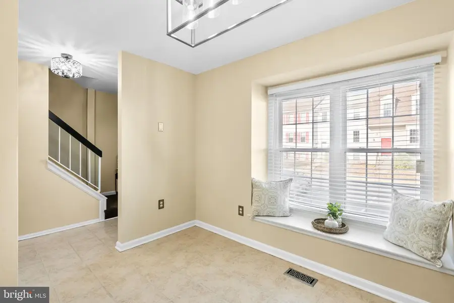 18905 Treebranch Ter, Germantown, MD 20874 - Image #3