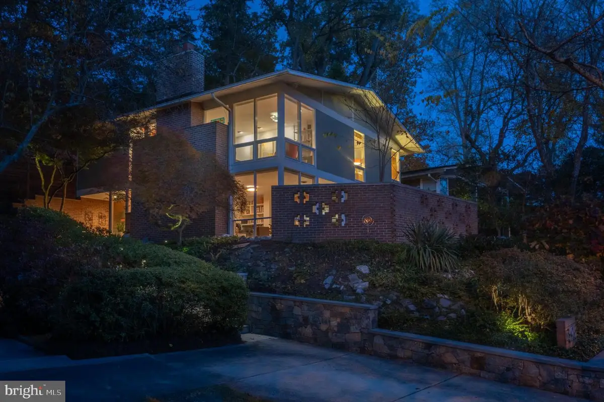 3915 Rickover Rd, Silver Spring, MD 20902 - Image #1