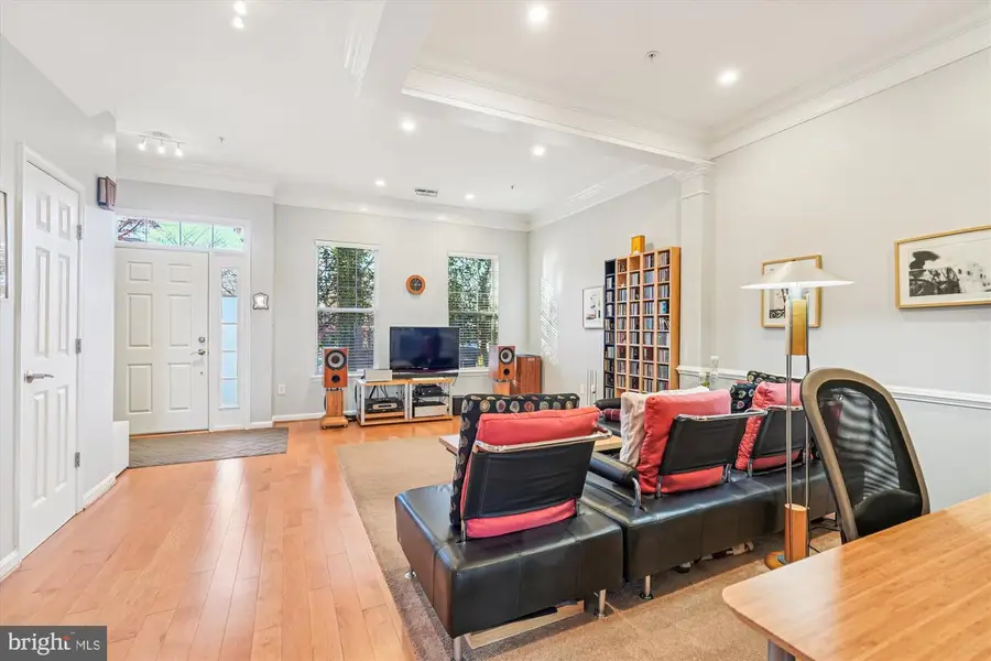 422 Chestnut Hill St, Gaithersburg, MD 20878 - Image #3