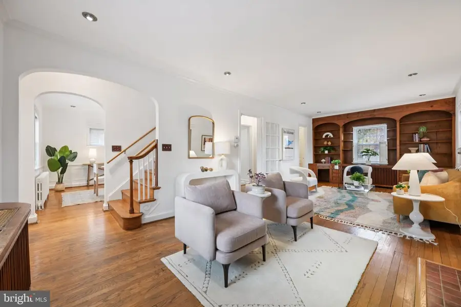 9405 Garwood St, Silver Spring, MD 20901 - Image #2