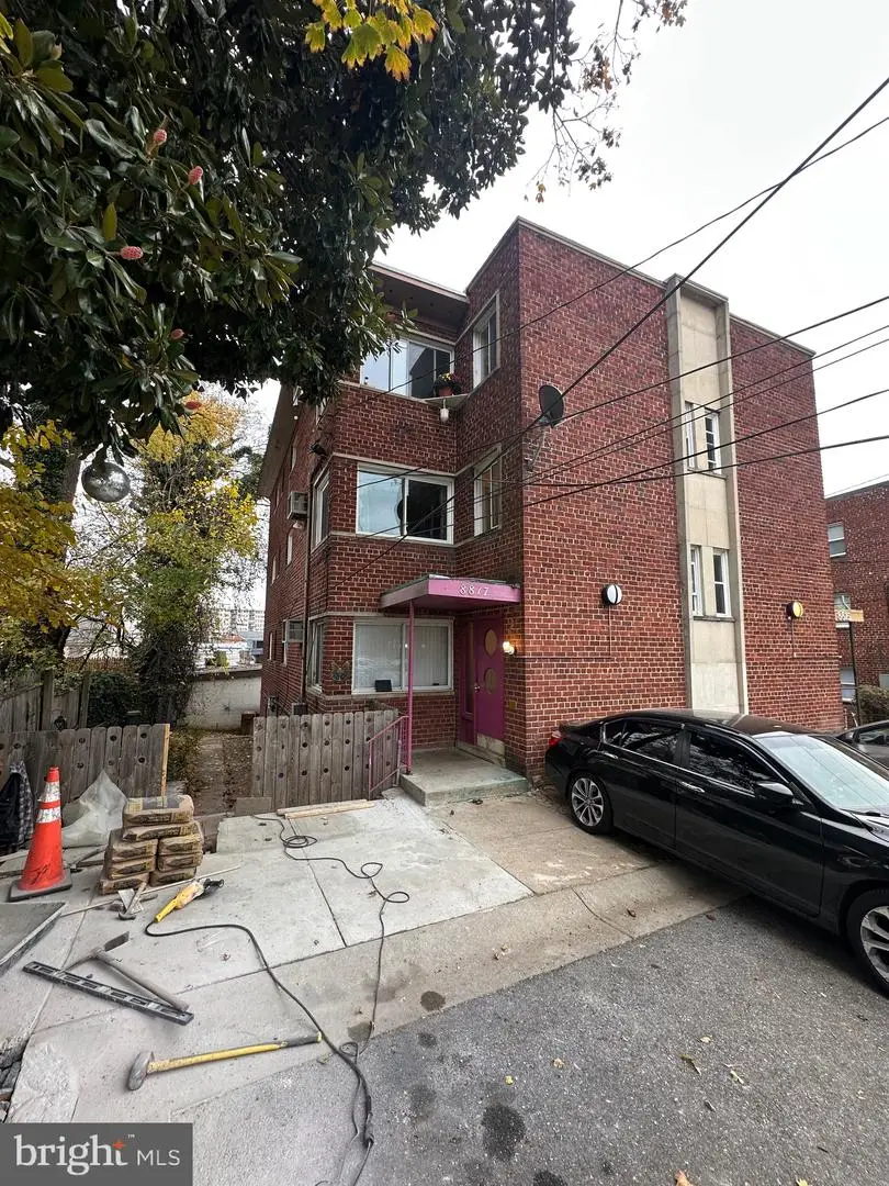 8817 Glenville Rd, Silver Spring, MD 20901 - Image #2