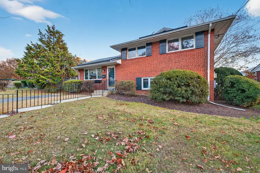 10405 Leslie St, Silver Spring, MD 20902 - Image #3