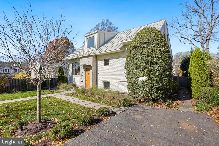 5619 Oakmont Ave, Bethesda, MD 20817 - Image #2