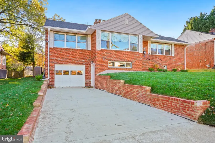 1202 Burton St, Silver Spring, MD 20910 - Image #2