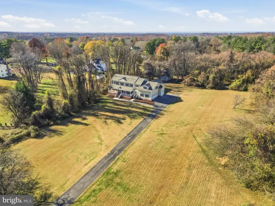 14239 Seneca Rd, Darnestown, MD 20874 - Image #2