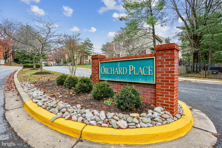 12 Sebastiani Blvd, Gaithersburg, MD 20878 - Image #2