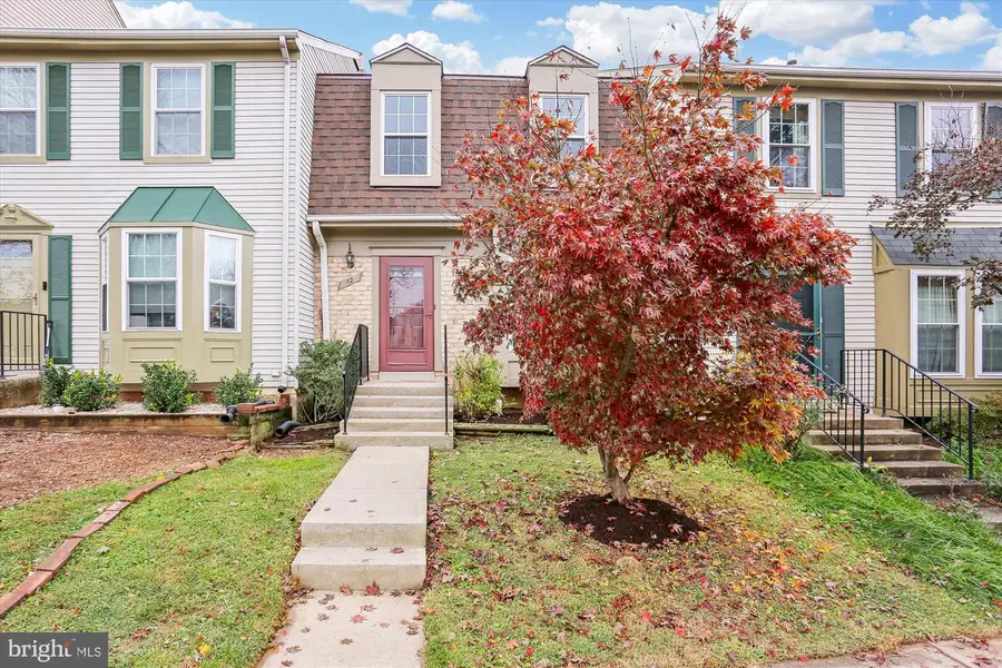 12 Sebastiani Blvd, Gaithersburg, MD 20878 - Image #3