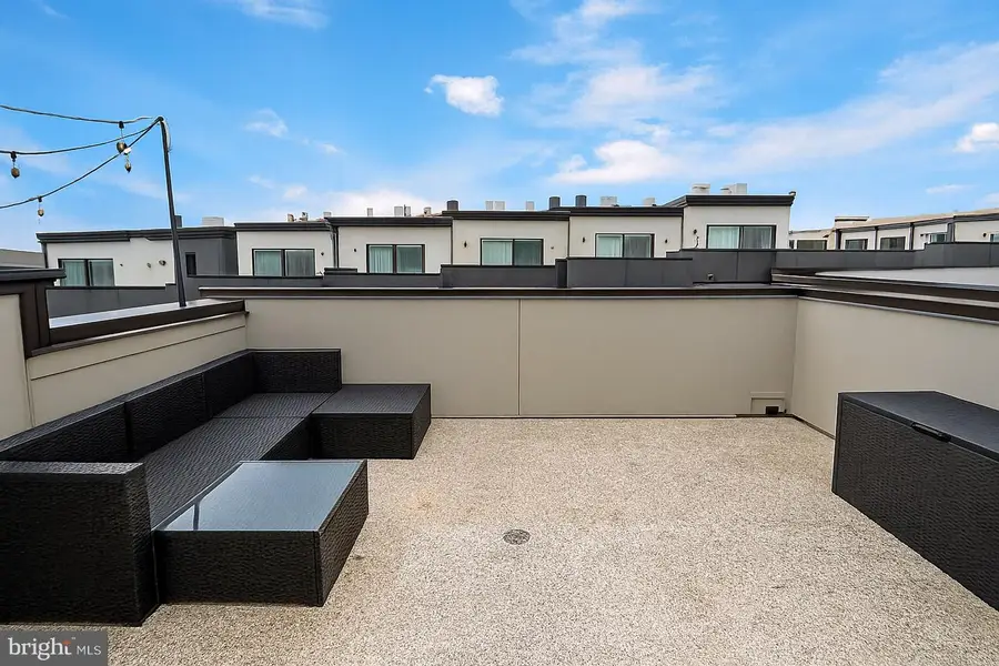 8154 Tompkins St, Rockville, MD 20855 - Image #2