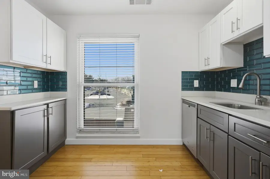 17636 Horizon Pl, Derwood, MD 20855 - #2