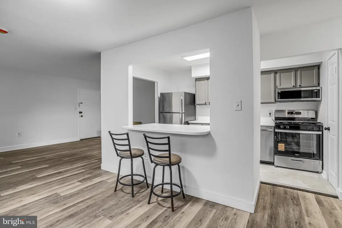 12311 Braxfield Ct #7, Rockville, MD 20852 - Image #1