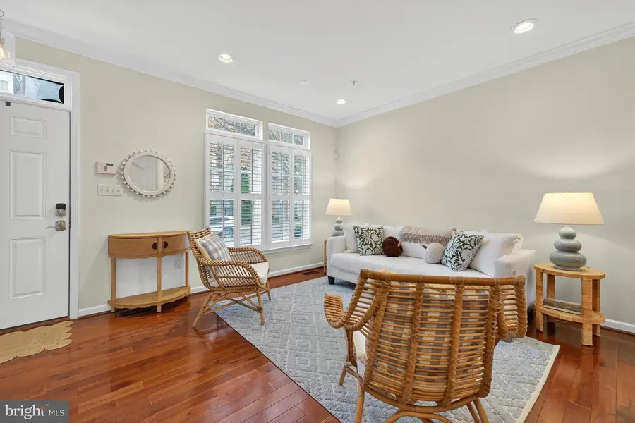 444 Clayhall St, Gaithersburg, MD 20878 - Image #3