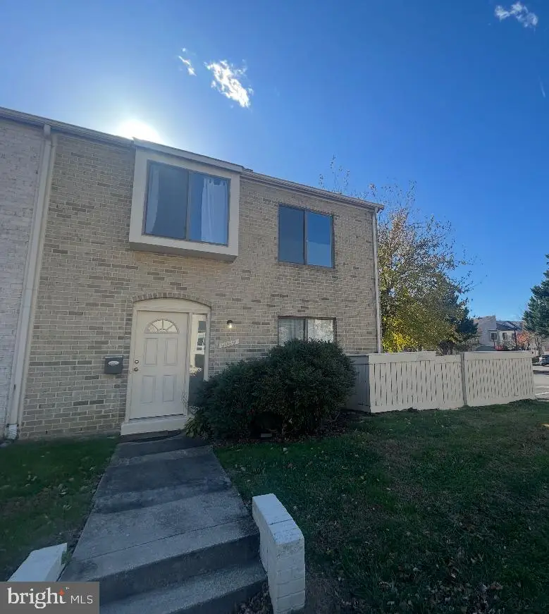 9989 Ridgeline Dr, Montgomery Village, MD 20886 - Image #1
