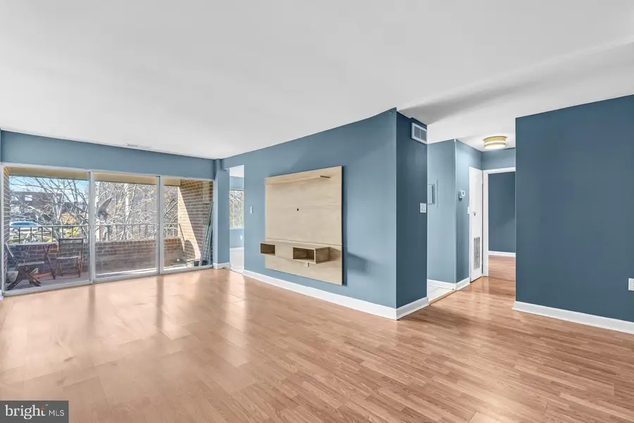 422 Girard St #144, Gaithersburg, MD 20877 - Image #3