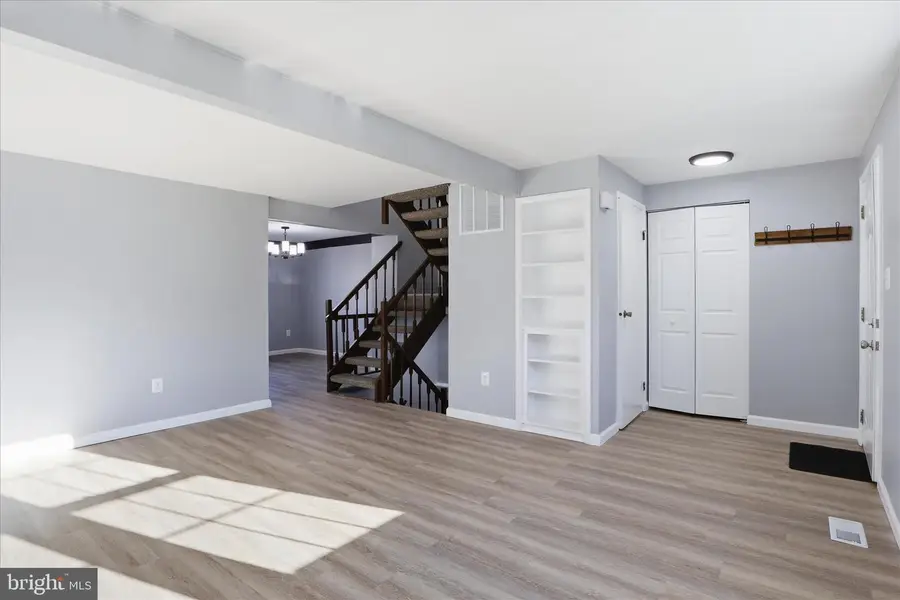 19847 Wheelwright Dr, Gaithersburg, MD 20886 - #3