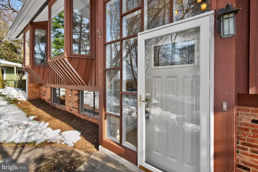 6418 Bannockburn Dr, Bethesda, MD 20817 - #2