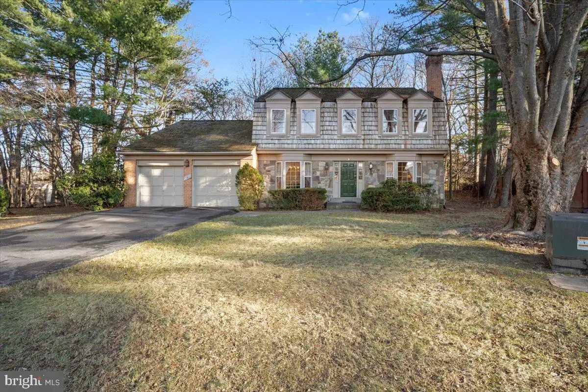 2 Candlelight Ct, Potomac, MD 20854 - Image #1