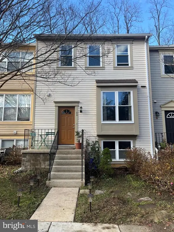 24 Kinsman View Cir, SILVER SPRING, MD 20901